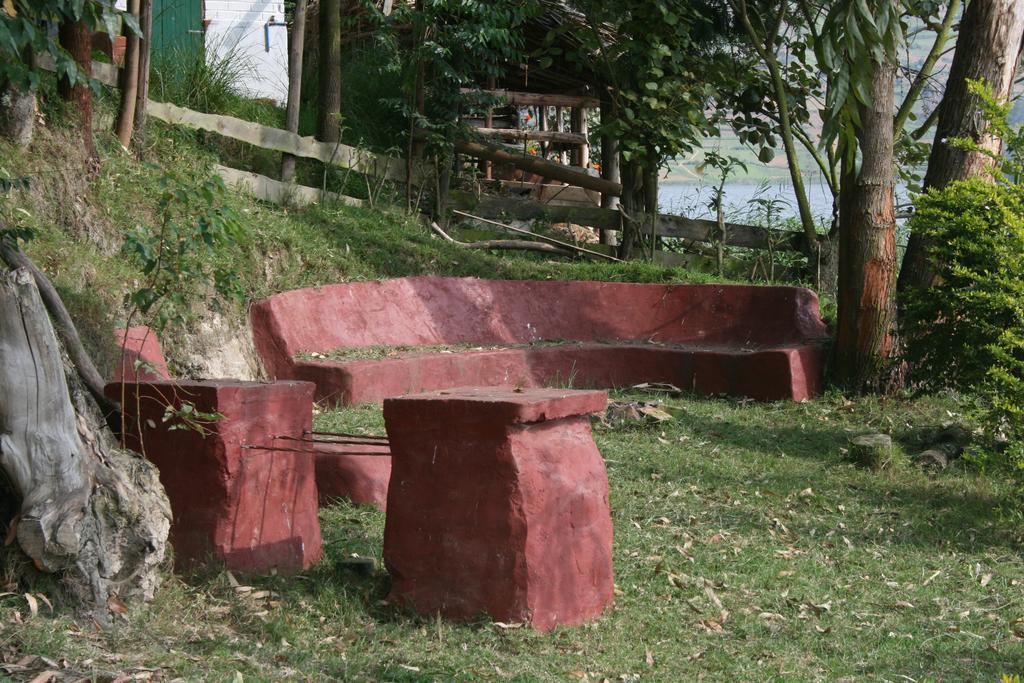 Amasiko Homestay Lake Bunyonyi Kabale Екстер'єр фото